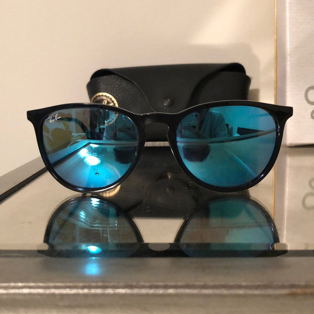 Ray ban blue mirror sunglasses